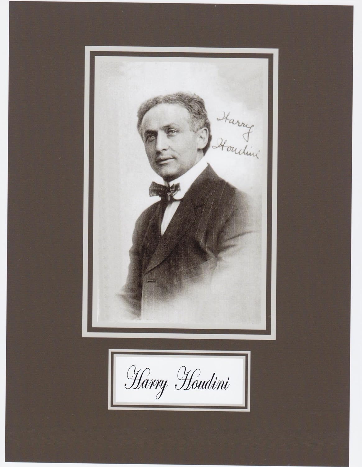 Photographs - Harry Houdini 8 X 10 Autograph Photo on Glossy Photo Paper
