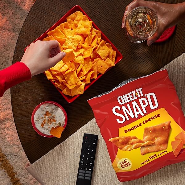 CHEEZ-IT SNAP’D CHEESE CRACKER CHIPS, THIN CRISPS, LUNCH SNACKS, DOUBLE CHEESE, 45OZ CASE (6 BAGS)