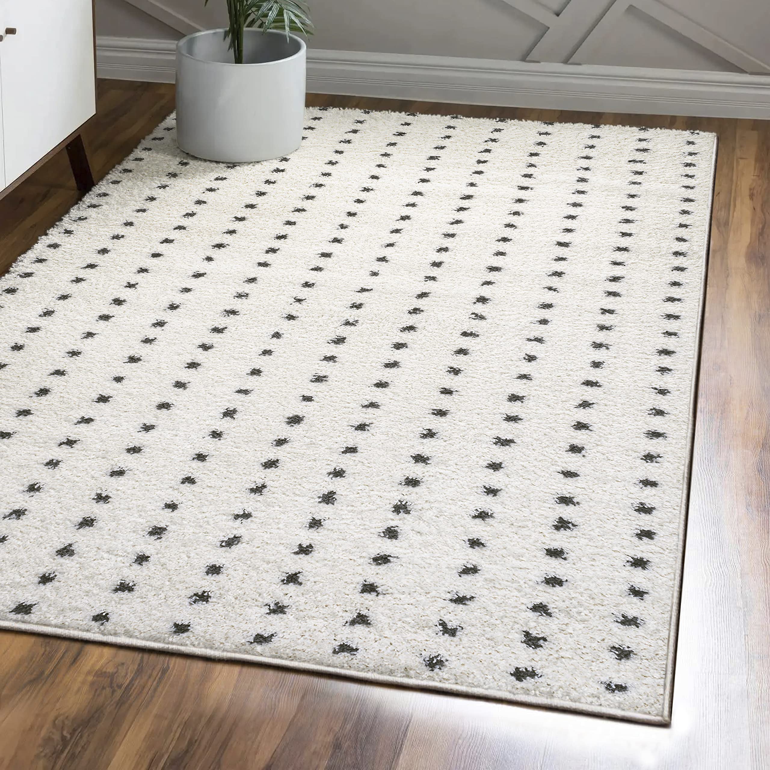 Photo 1 of JONATHAN Y Pele Modern Geometric Dot Shag White/Gray Indoor Area Rug, 8x10, Bohemian, Contemporary, Easy-Cleaning for Living Room, Bedroom, Kitchen, Pet Friendly, Non-Shedding (MOH400A-8)