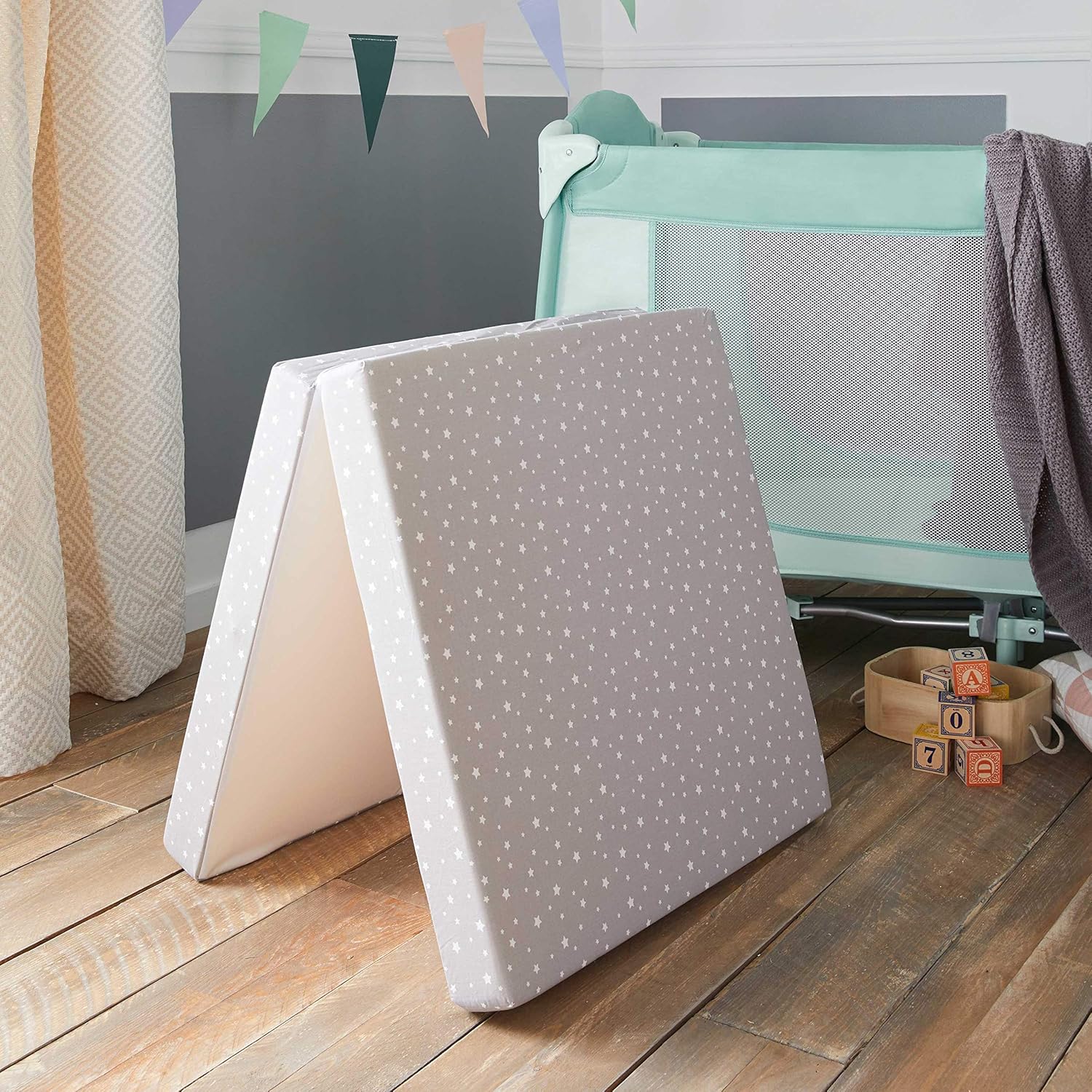 Babysom Matelas Bebe Pliant De Voyage 60x1 Cm Pliable Ideal Pour Couchage D Appoint Impermeable Et 100 Coton Epaisseur 7 Cm Dehoussable Amazon Fr Bebes Puericulture