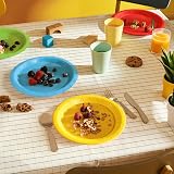 PARTY GO 9 Inch Multi Color Cloth? Paper Plates 50 Pack Red Yellow Green Blue view 7