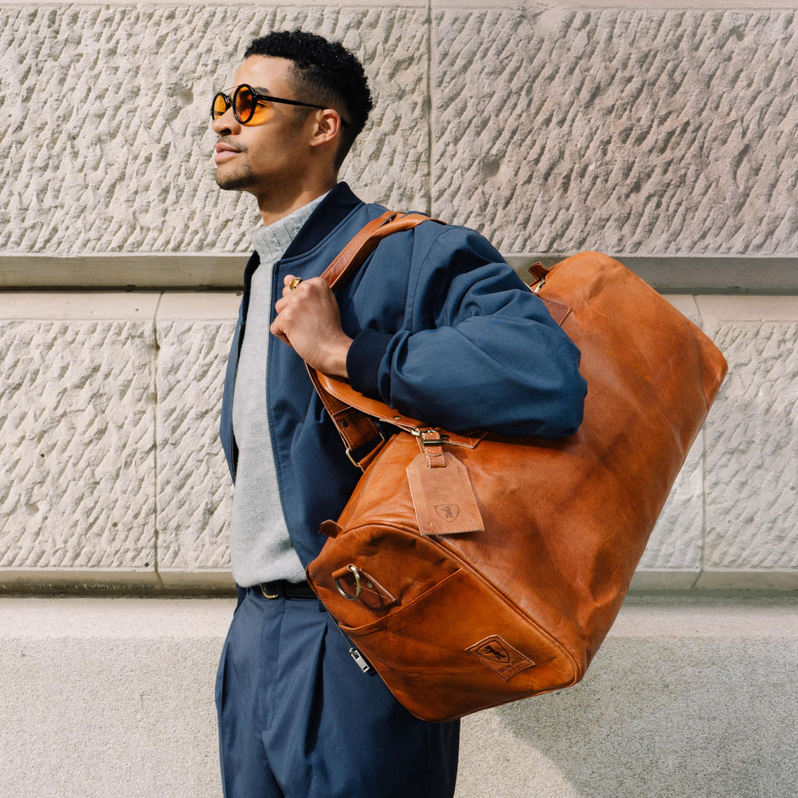 Berliner Bags Vintage Weekender Oslo, wasserdichte Reisetasche aus Leder, Duffel Bag, Sporttasche, Groß 50L, für Herren und Damen - Braun 2
