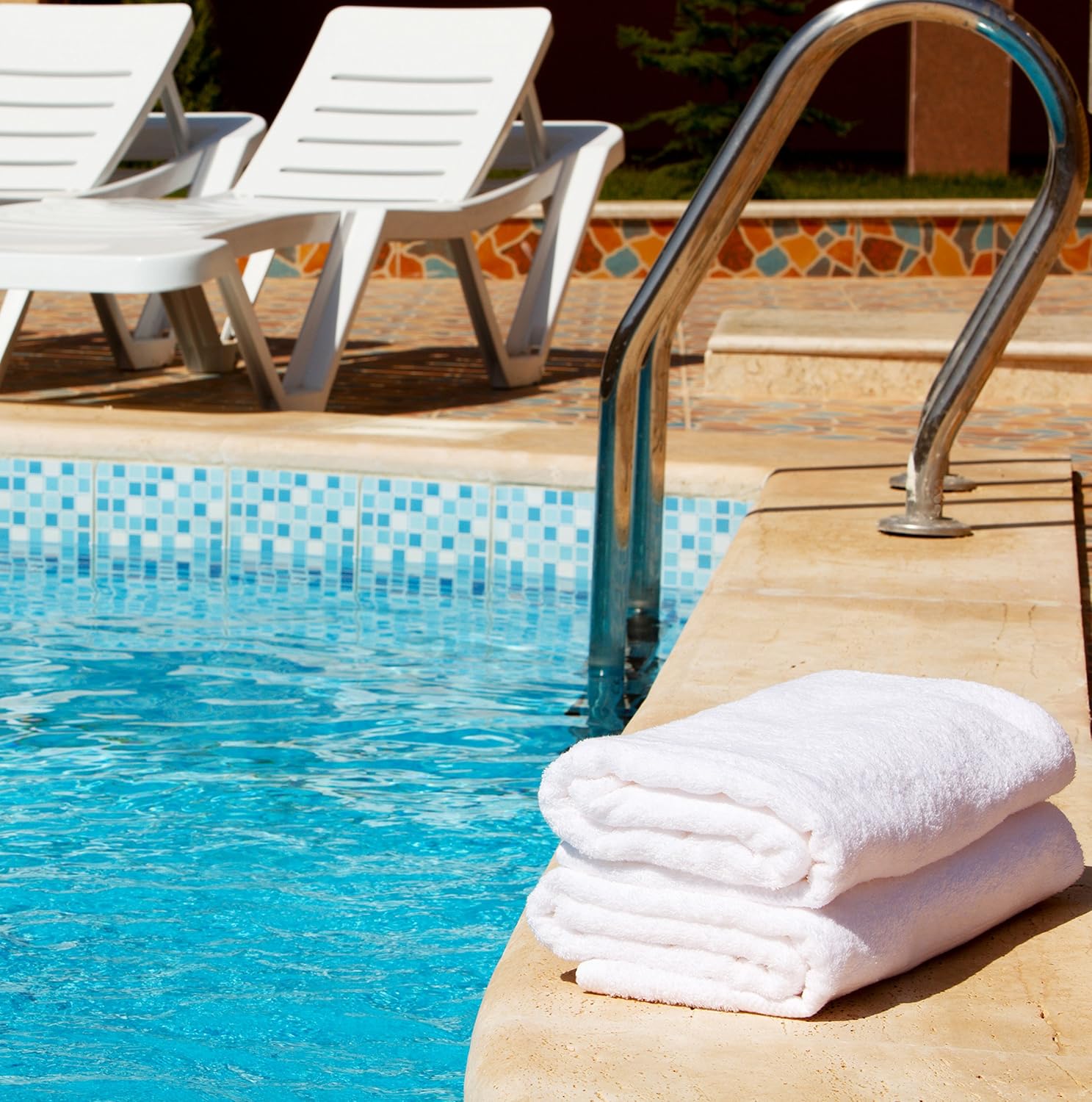 Utopia Towels Medium Cotton Towels, White, 24 x 48 Inches Towels for Pool, Spa, and Gym Lightweight and Highly Absorbent Quick Drying Towels, (Pack of 6): Home & Kitchen