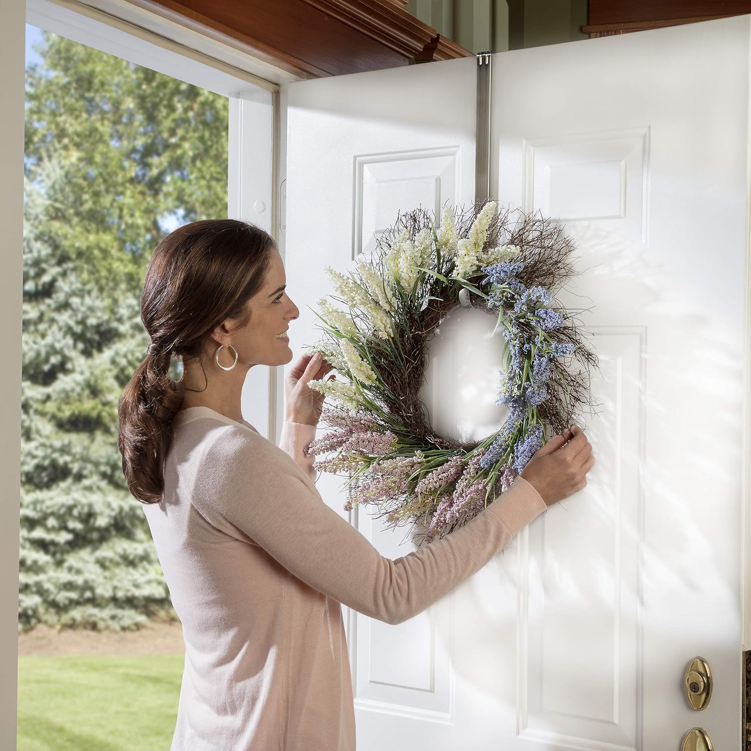 Adjustable Length Wreath Hanger - Brushed Nickel: Garden & Outdoor