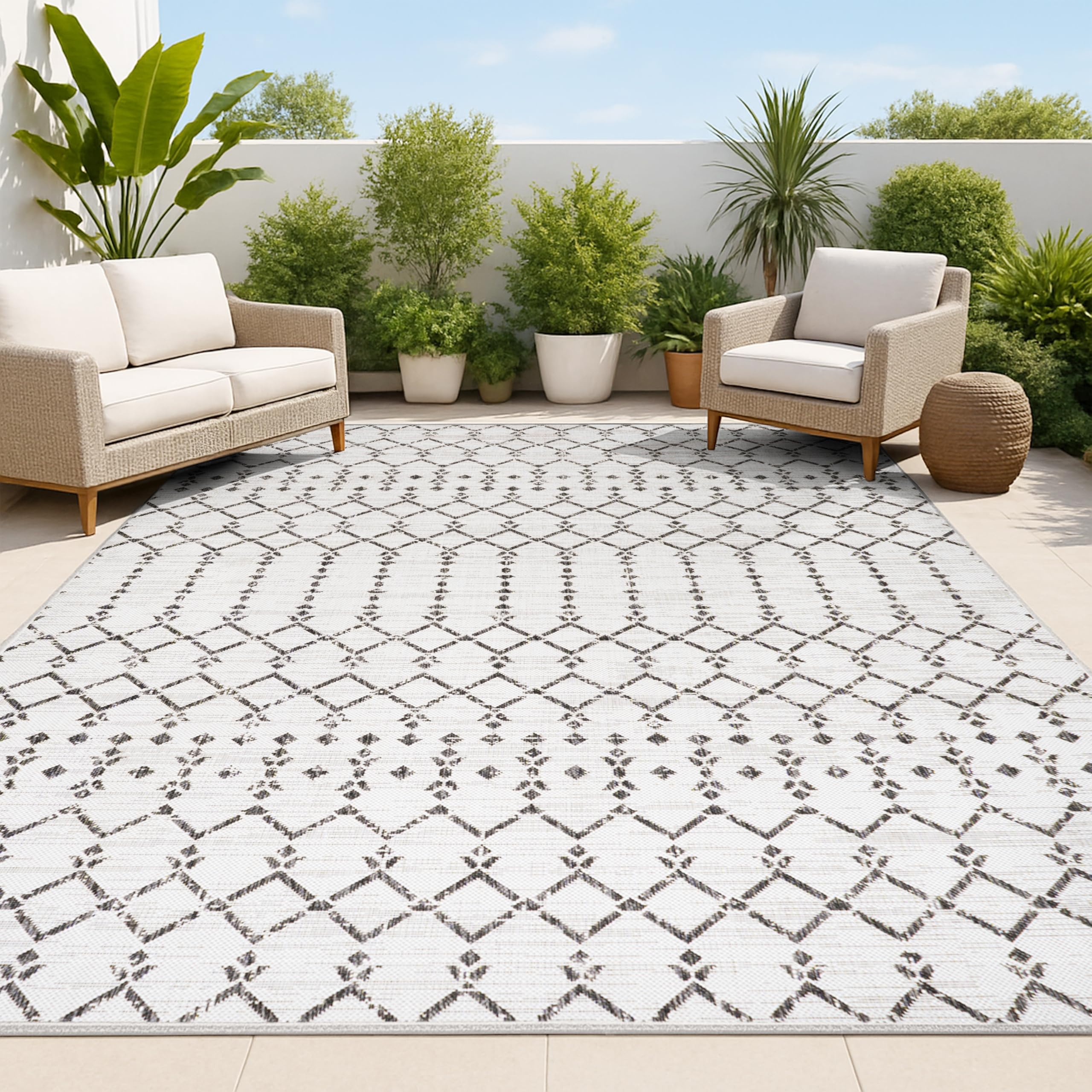 JONATHAN Y Moroccan Geometric Indoor Outdoor Area Rug 6X9 Cream/Black, Ourika Textured Weave for Backyard, Patio, Porch, Easy-Cleaning, High Traffic, Pet-Friendly, Non-Shedding (SMB108I-6) Image
