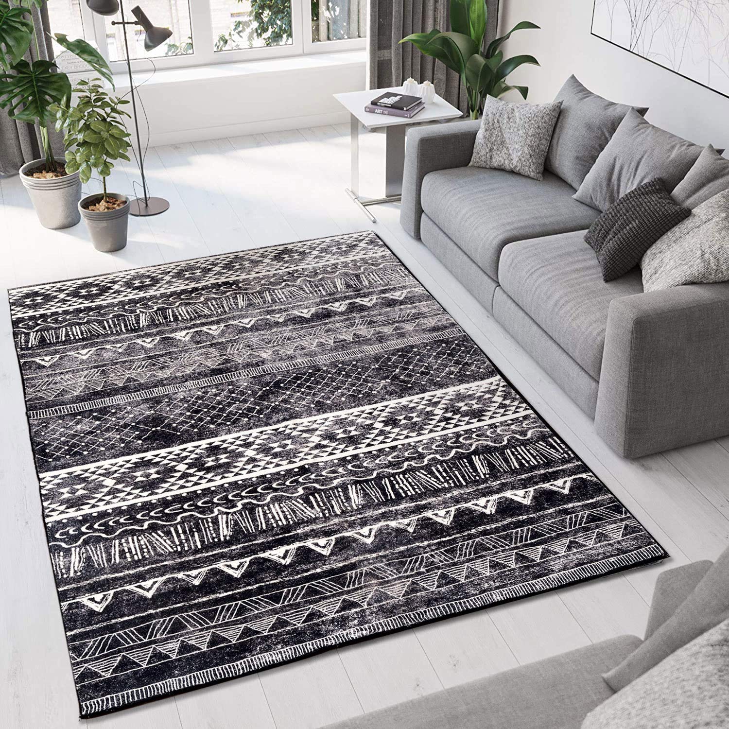 Area Rugs Modern Style Rug Artistic Traditional Unique Carpet Soft Short Pile Living Room Carpets Anti Slip Floor Mat Large for Hallway Bedroom (Black white, 160 x 200 cm)