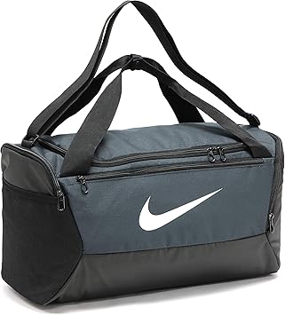 Amazon Co Jp ナイキ ボストン バッグ 大容量 スポーツ ダッフル 部活 高校生 中学生 大学生 合宿 旅行 メンズ レディース 男女兼用 ブラジリア ダッフル S Ba5957 026 フリントグレー 並行輸入品 スポーツ アウトドア