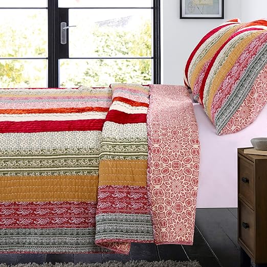 Amazon Com Greenland Home Marley Quilt Set Twin Cranberry Home