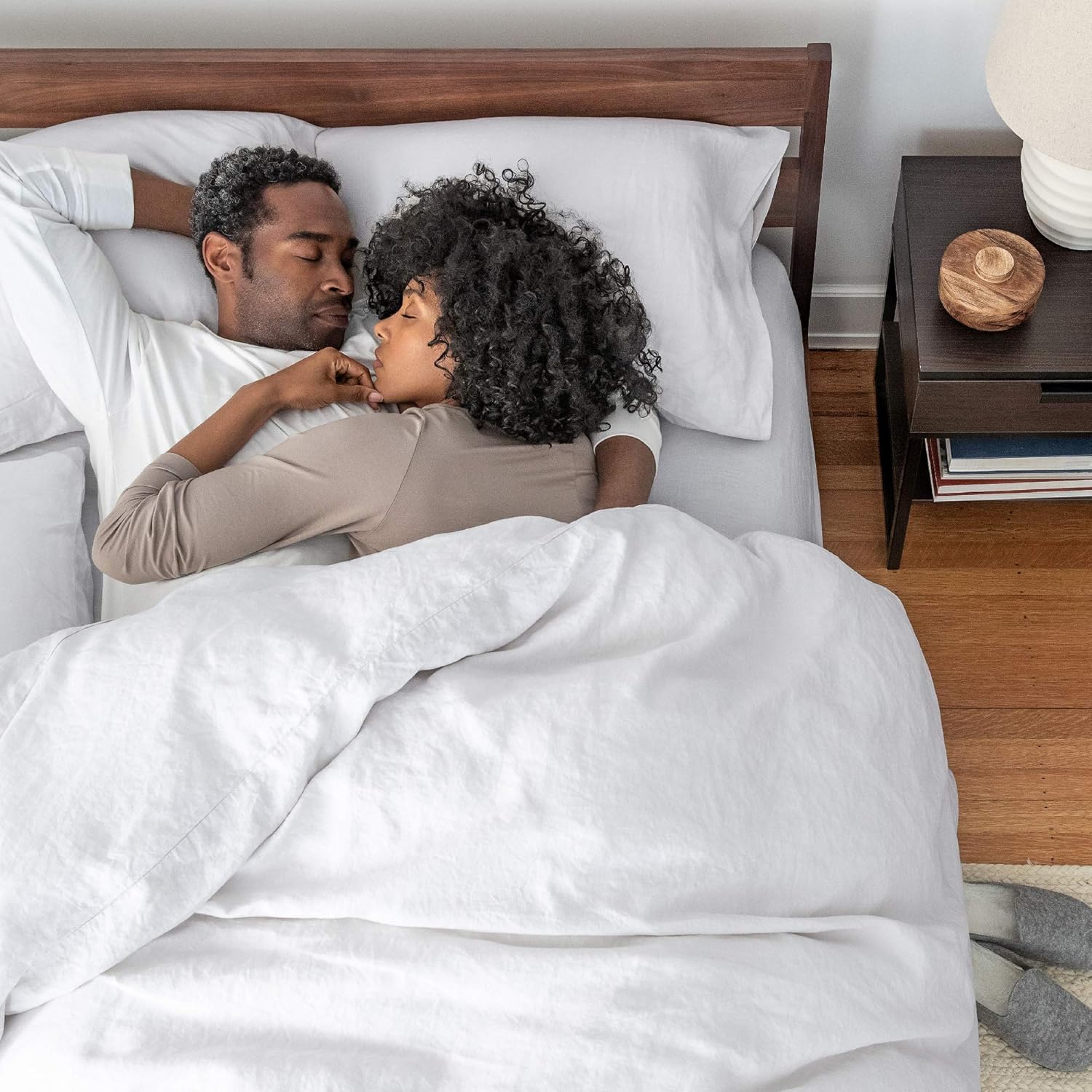 TUFT & NEEDLE - Original Queen Adaptive Foam Mattress, CertiPUR-US, 100-Night Trial: Furniture & Decor
