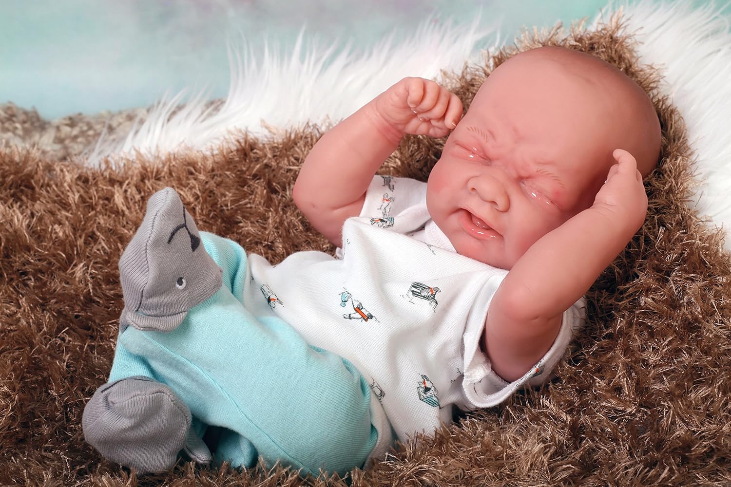 real life baby dolls that cry and move