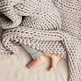 Bearaby Hand-Knit Kids Weighted Blanket - Chunky Knit Blanket - Sustainable, Breathable, and Calming - Machine Washable for Easy Maintenance (Moonstone Grey, 7 lbs)