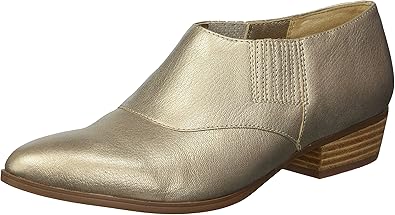 naturalizer blythe bootie