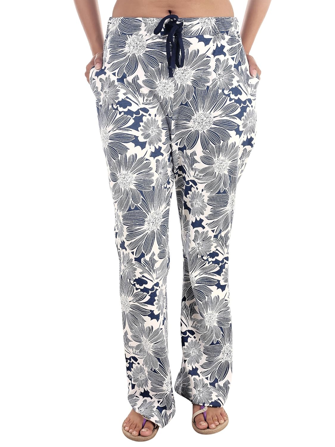 9teenagain women's hosiery night pyjama (white & blue printed)