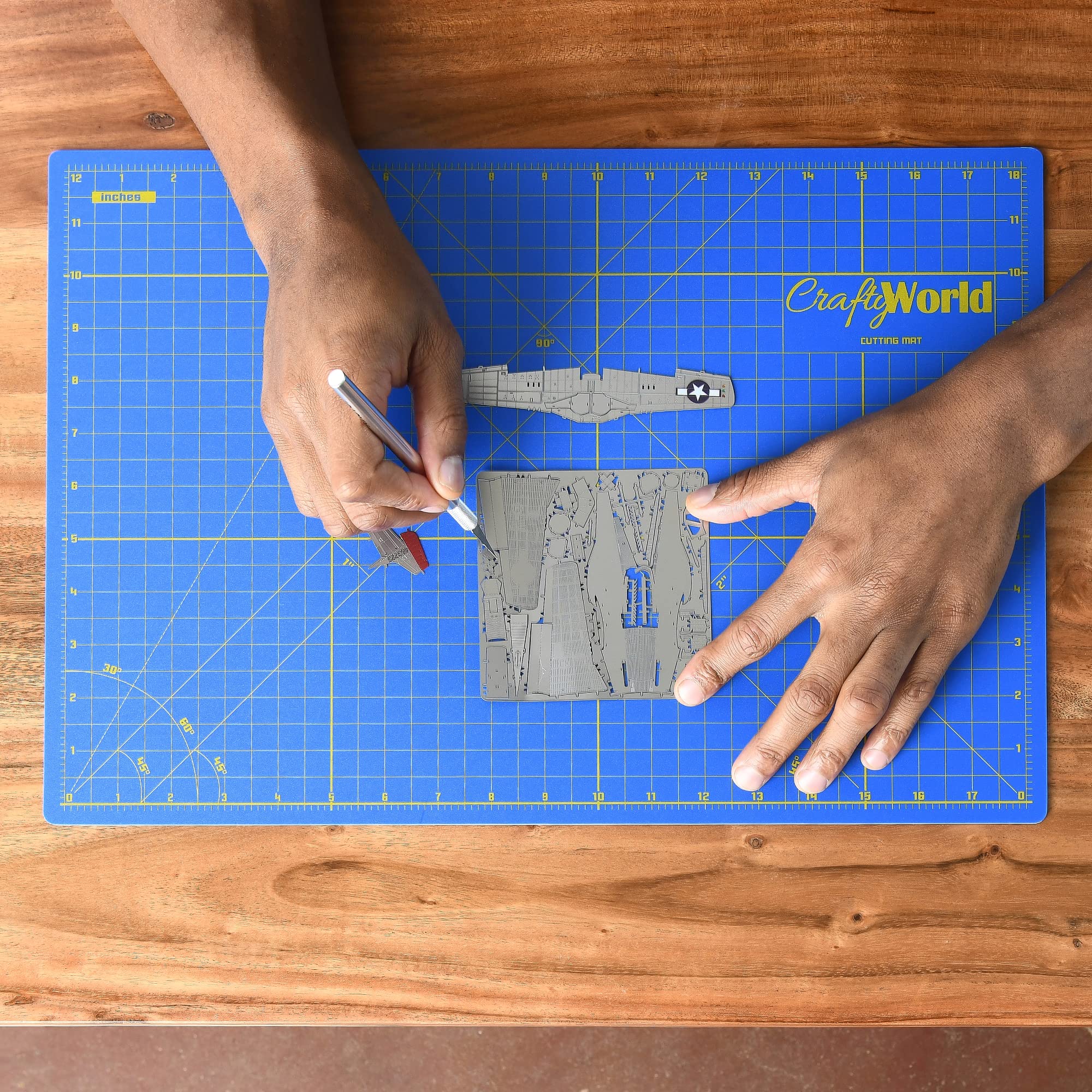 Crafty World 12 x 18 Cutting Mat for Sewing, Self Healing Double Sided Quilting Crafts Mat - Fabric Cutting Mat - Non Slip surface - Rotary Cutting Board