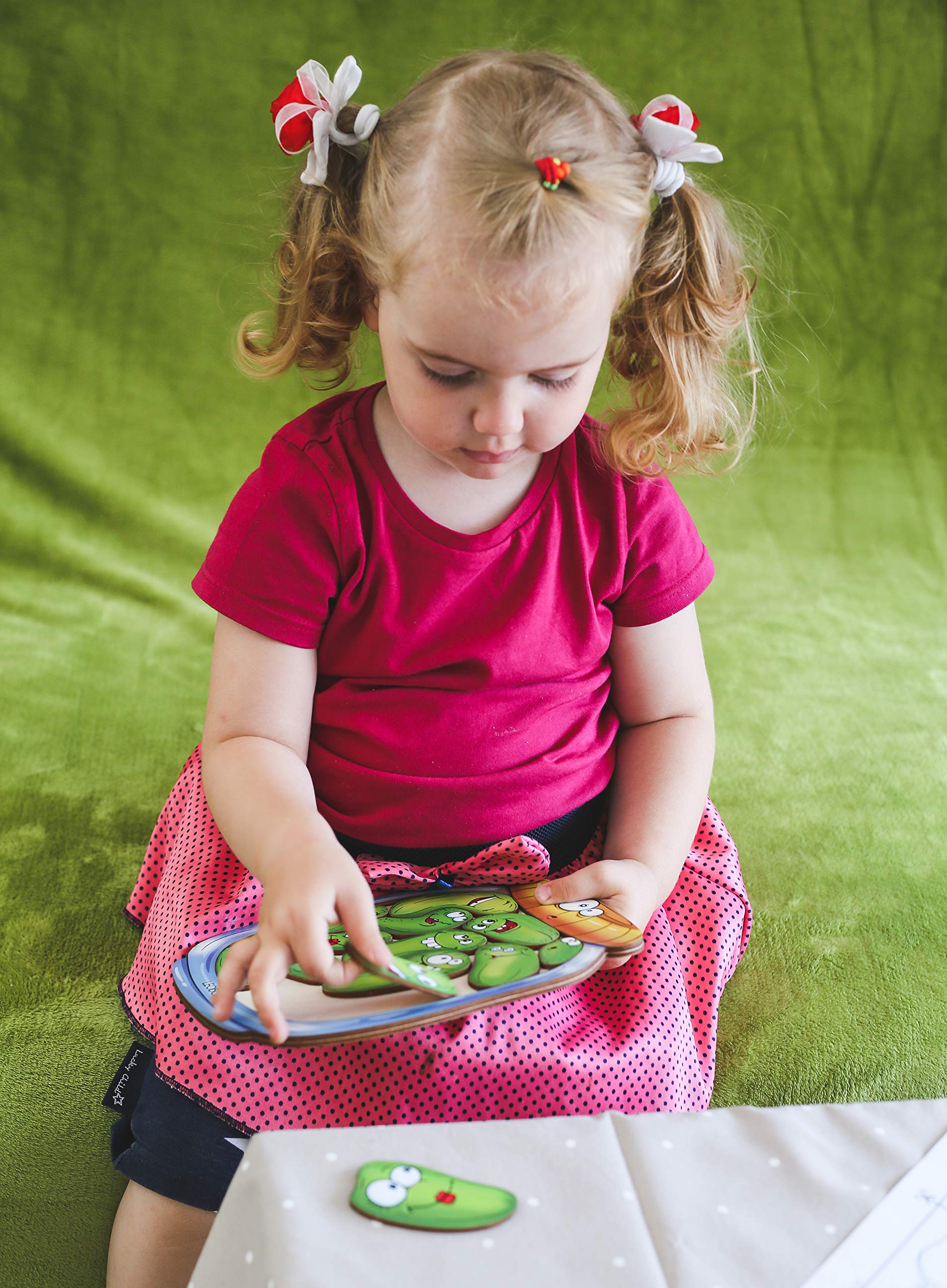 Leoboom Pickle Jar - Wooden Jigsaw Tetris Puzzle for Kids, Adults and Family - White Elephant Gift and Party Favor - Brain Teaser Develops Motor Skills, Focus and Concentration - Great for Travel