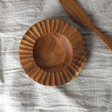 Amazon Co Jp 木製リムプレート 丸サイズ F100 プレーン加工 お皿 平皿 サラダ 魚貝 盛り付け オリーブオイル仕上げ ぬくもり チーク 木製 ホーム キッチン