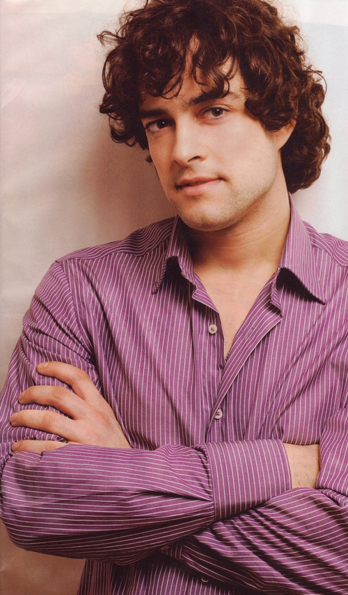 Lee Mead on Amazon Music