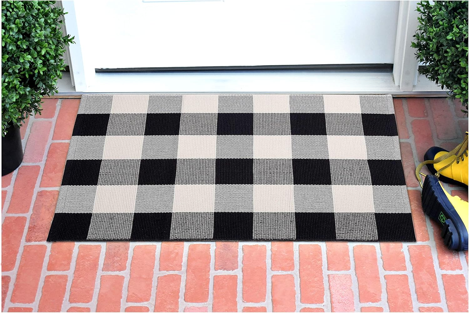 MUBIN 2-Pack Buffalo Plaid Door Mat/Rug Black and White Check Rugs 23.6 x 35.4 Inches Hand-Woven Indoor or Outdoor Rugs for Layered Door Mats Washable Rug for Front Porch/Kitchen/Farmhouse /Entryway: Kitchen & Dining