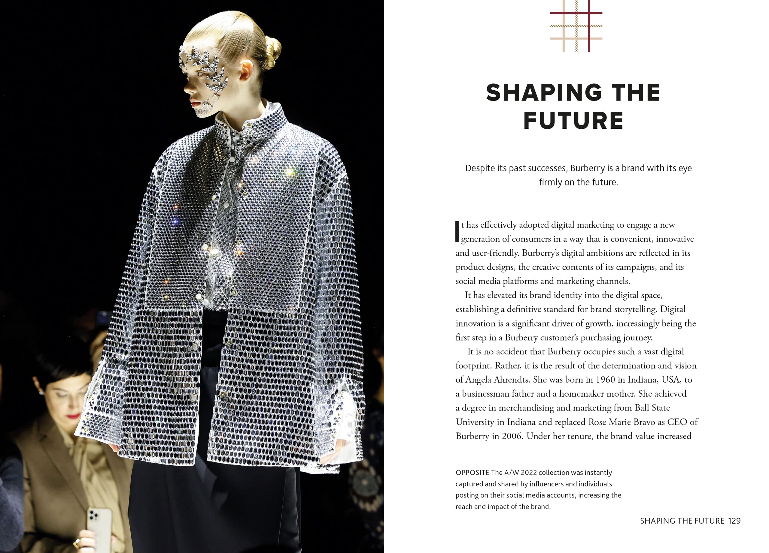 Little Book of Burberry: The Story of the Iconic Fashion House (Little Books of Fashion, 16)
