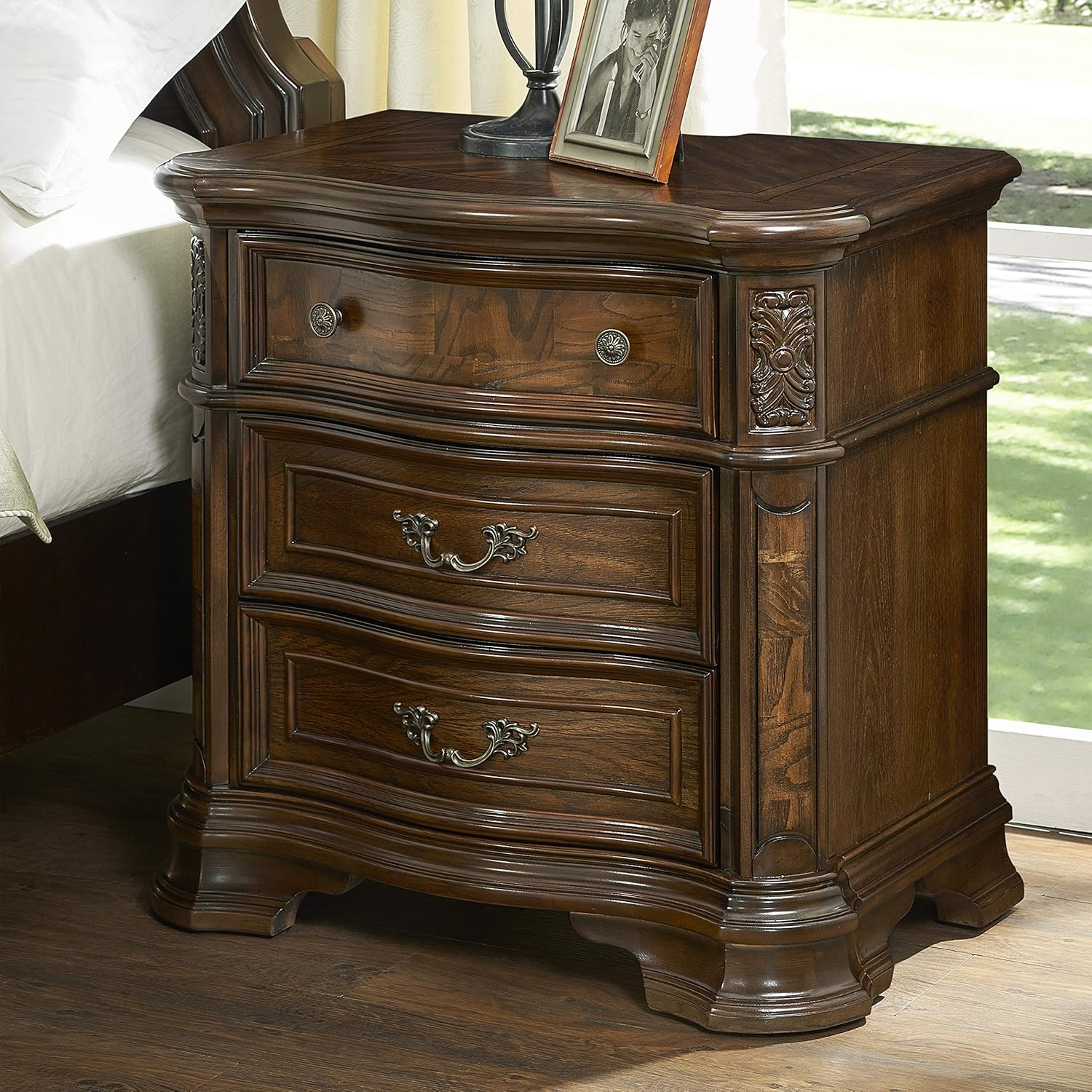 Steve Silver Royale Brown Cherry 3 Drawer Nightstand Kids Furniture Room Decor Toys Games Rapidinfrastruktur Com