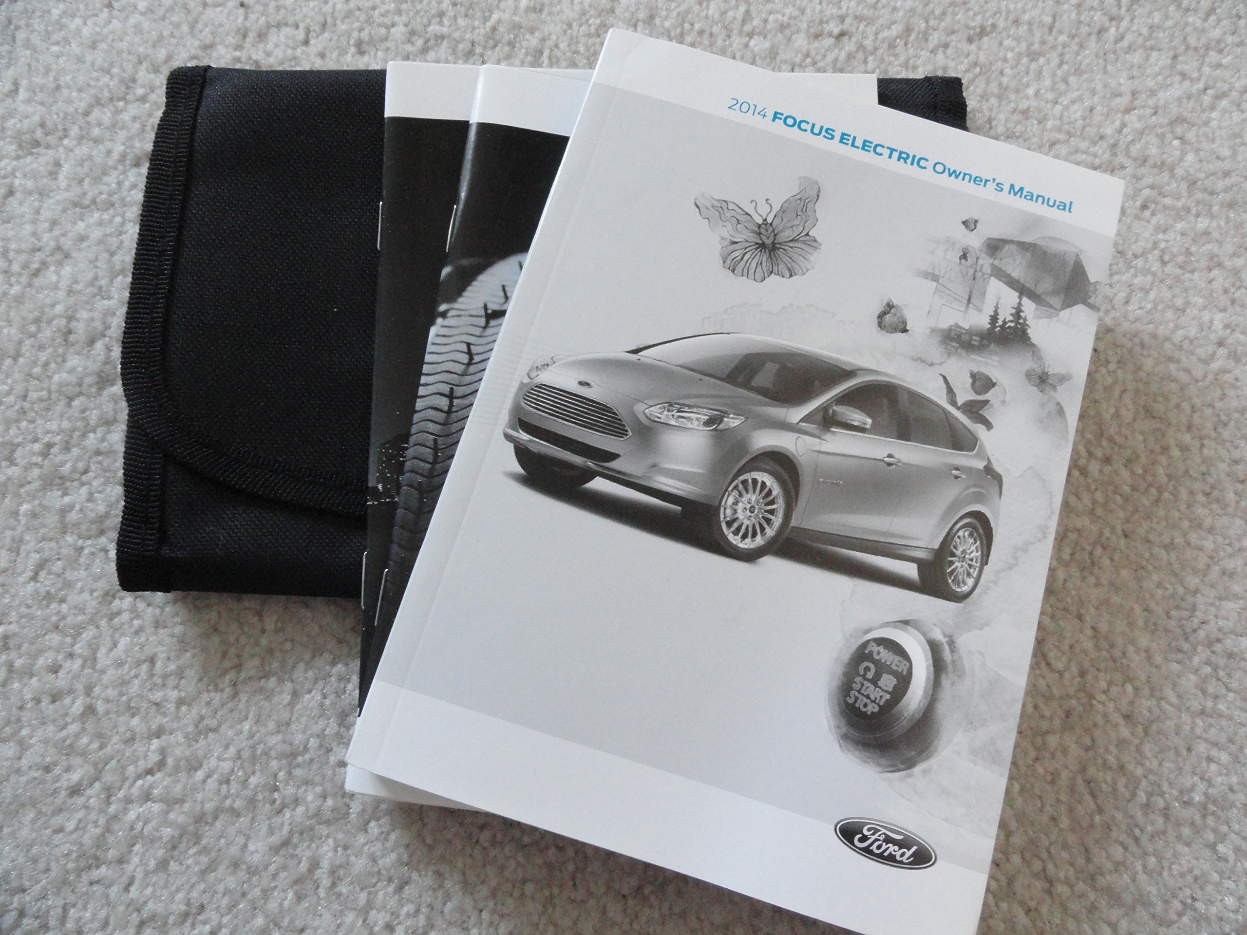 2014 Ford Focus Owners Manual Paperback – 2014