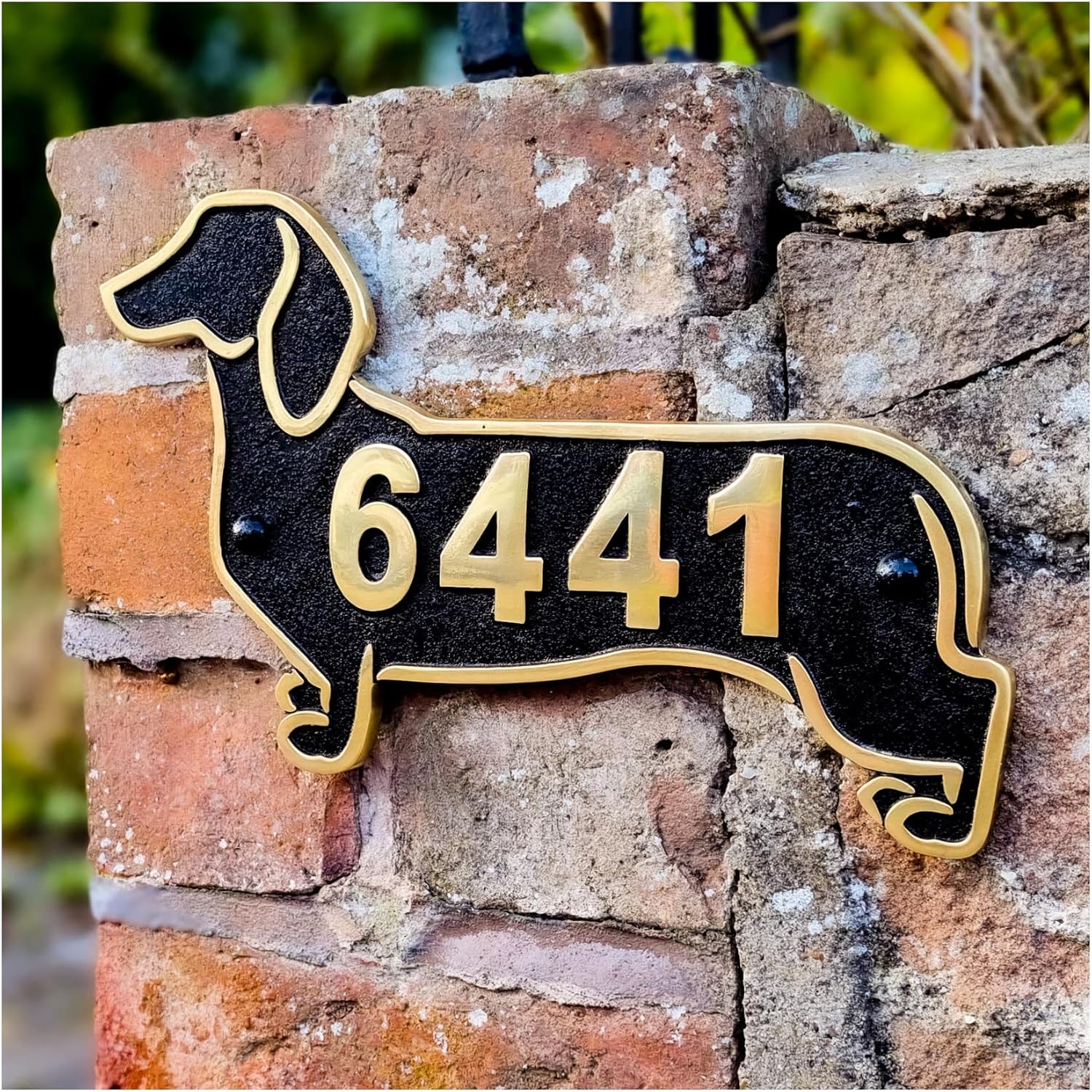 Address Signs - Dachshund Metal House Number Address Plaque. Sausage Dog Gift Idea For A Dachshund Owner. Yard Or Garden Dachshund Décor Makes A Great Gift For Him Or Her. Handmade In England By The Metal Foundry.