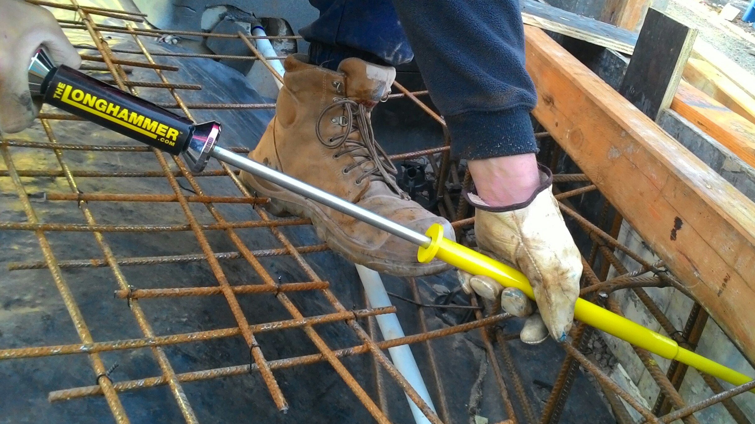 The Longhammer XL for Flat Head Nails up to 3 inch Long Nail Punch