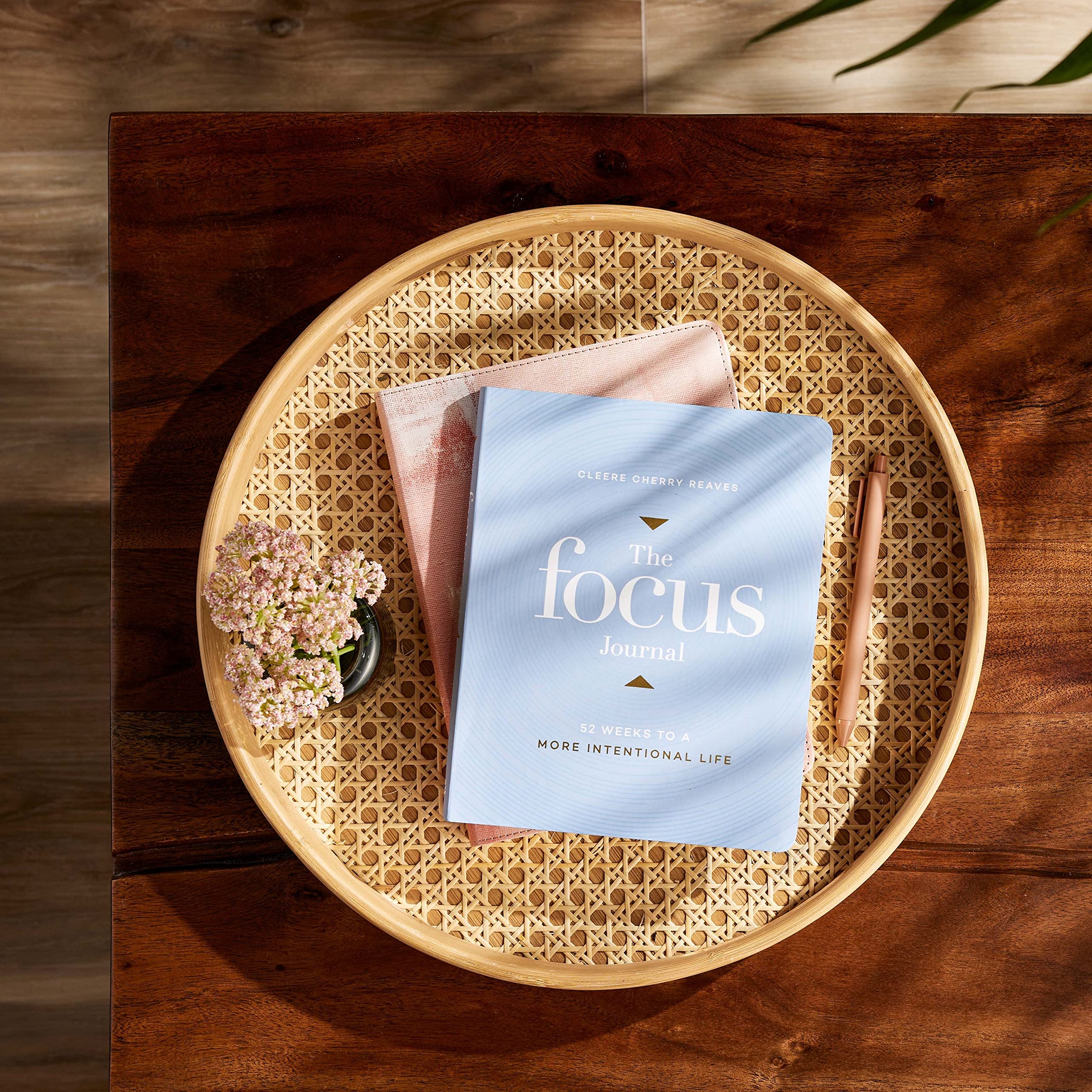 Focus Journal: 52 Weeks to a More Intentional Life