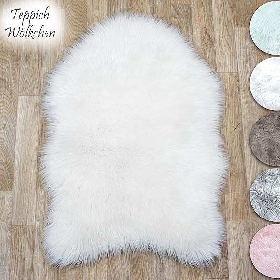 Teppich Wölkchen Lammfell-Teppich Kunstfell Schaffell Imitat | Wohnzimmer Schlafzimmer Kinderzimmer | Als Faux Bett-Vorleger 