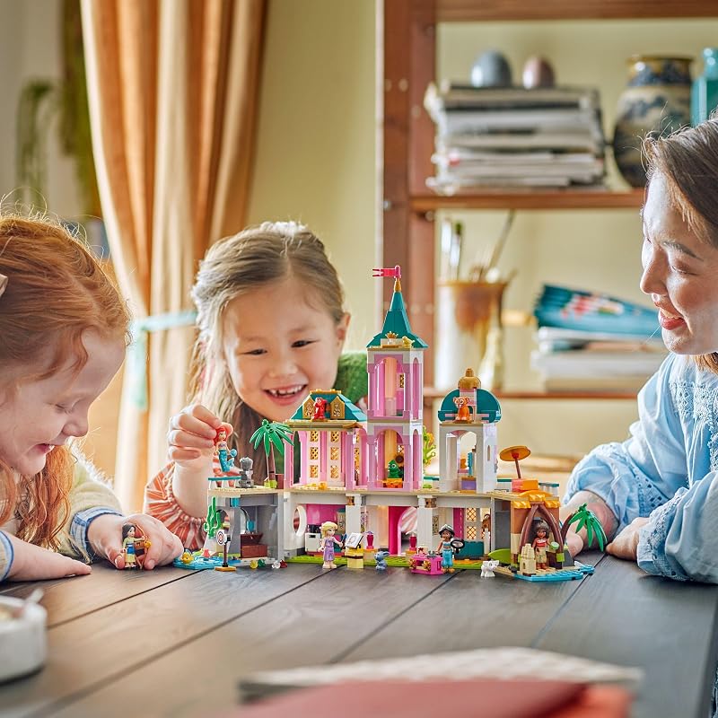 ǀ Disney Princess Schloss & königliche Haustiere – Set mit detaillierter Innenausstattung – inkl. Arielle, Rapunzel, Mulan, Jasmin & Vaiana Mini-Figuren – Geschenk für Kinder ab 6 Jahren – 43267 — Foto 6 von 8