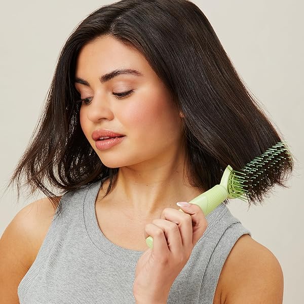 CONAIR SCALP CARE DETANGLING HAIRBRUSH – CURLY HAIR BRUSH – SCALP MASSAGER – HAIRBRUSHES FOR WOMEN & MEN – DETANGLER FOR ALL LENGTHS – CAN USE WET OR DRY – SLIM