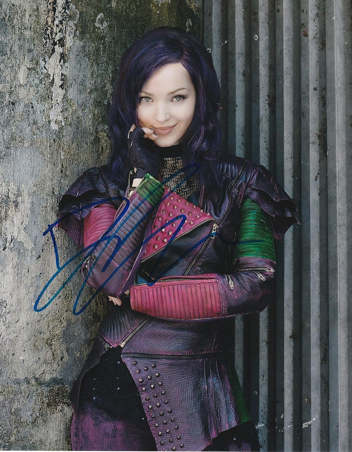 Amazon Co Jp 直筆サイン入り写真 ディセンダント マル ダヴ キャメロン グッズ 映画 ブロマイド オートグラフ フレーム別 ホビー