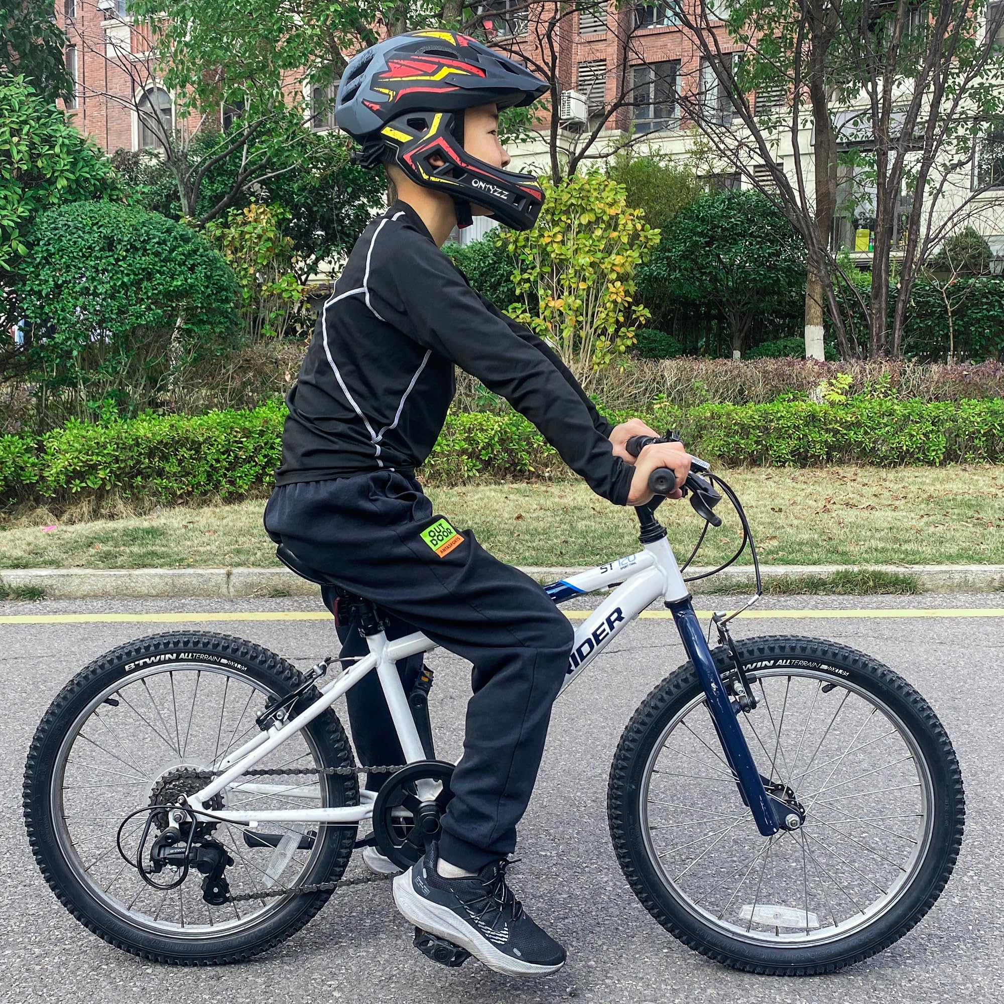ONTYZZ Kids Bicycle Helmet Kids Adjustable Safety Full Face Helmet Lightweight Toddler Mountain Full Bike Helmet for Skating Cycling Scooter for Child