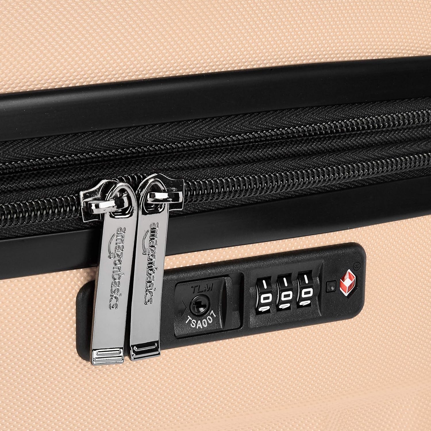 Amazon Basics Premium Hardside Spinner with BuiltIn TSA Lock 55 cm