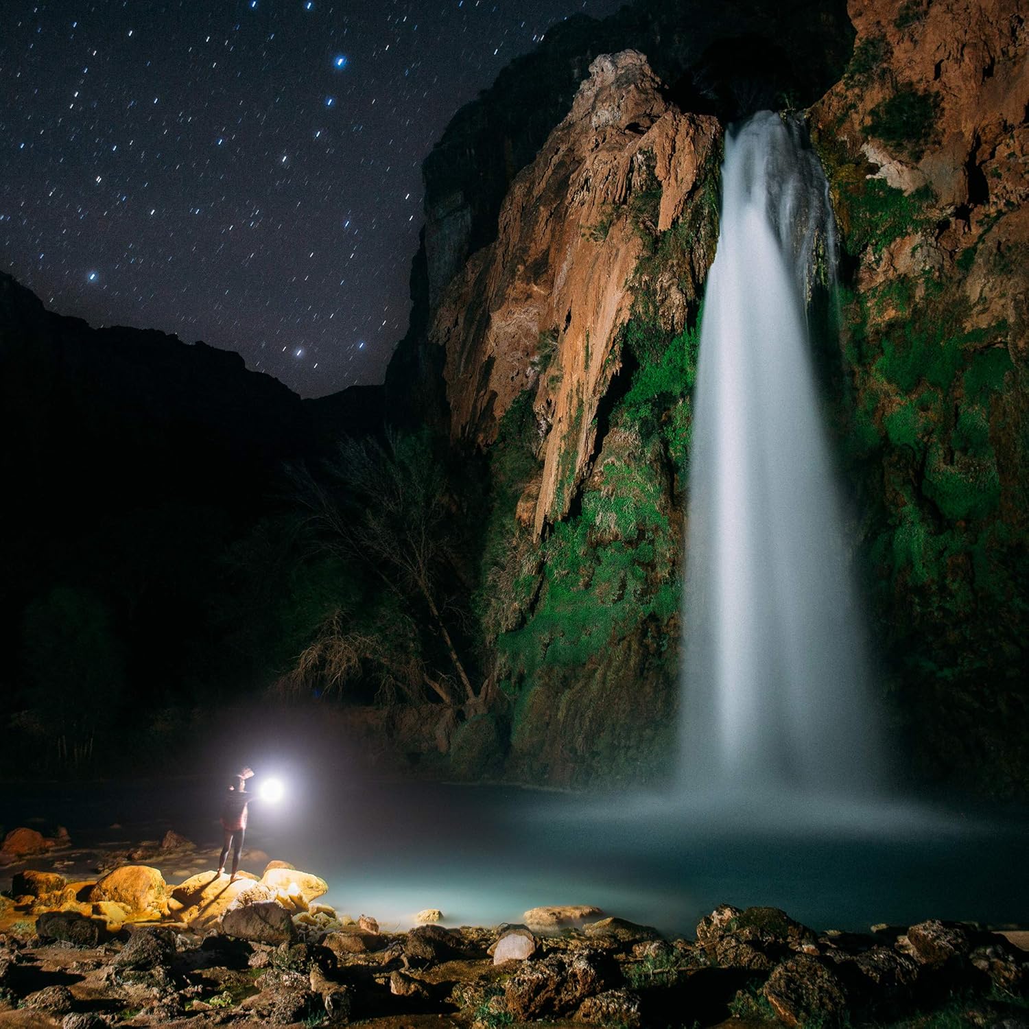 MPOWERD Luci Outdoor 2.0: Solar Inflatable Light, Excellent Hiking, Camping, Backpacking Lantern, 75 Lumens, Lasts 24 Hours, No Batteries Needed, Waterproof, Lightweight, Durable: Sports & Outdoors