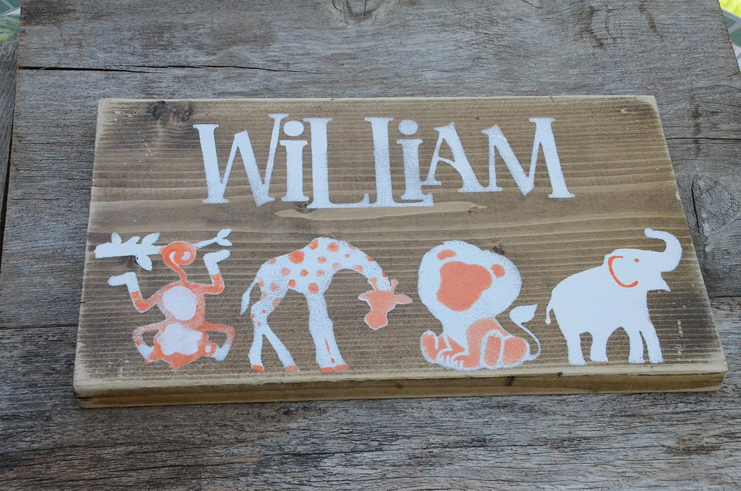 Personalized child's name with Safari animals. Safari wall