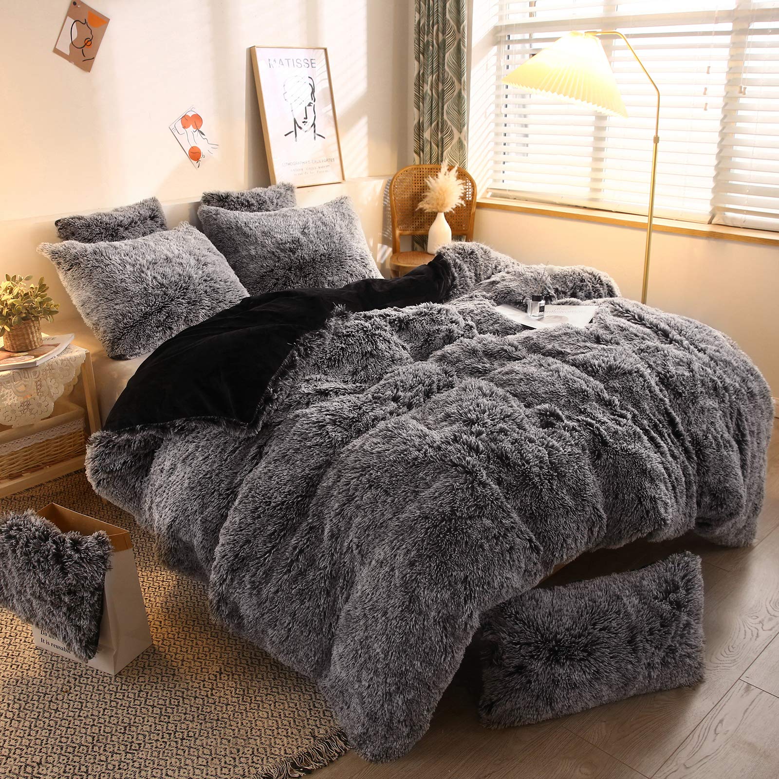 XeGe Plush Duvet Cover