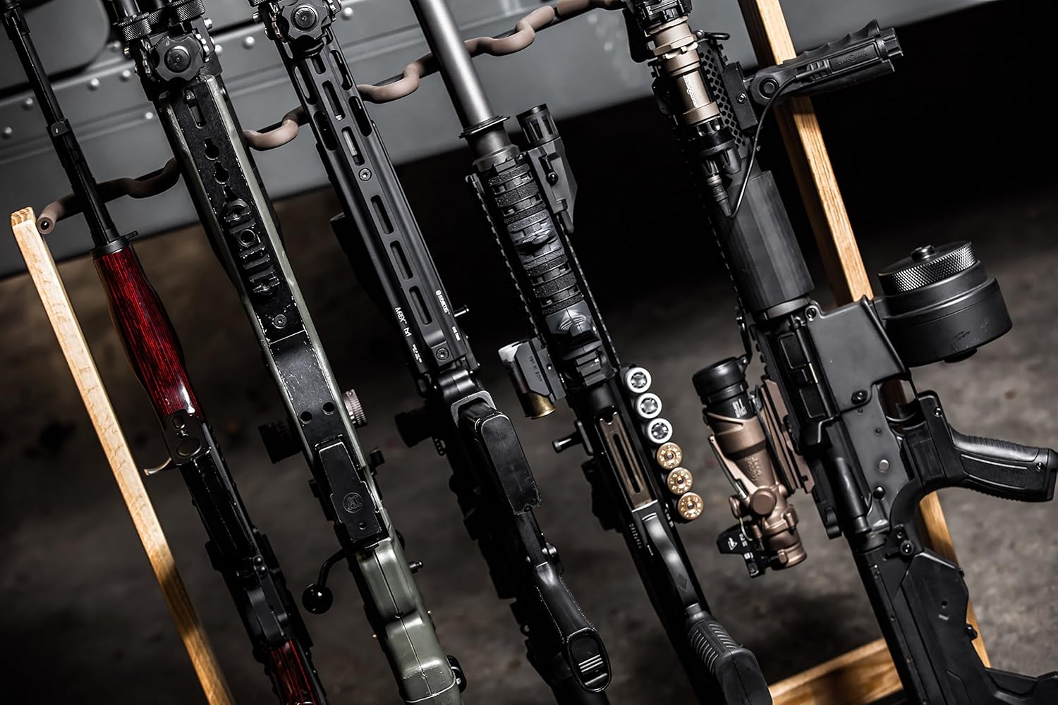 Hardwood Folding Gun Rack or Bow Holder: Sports & Outdoors