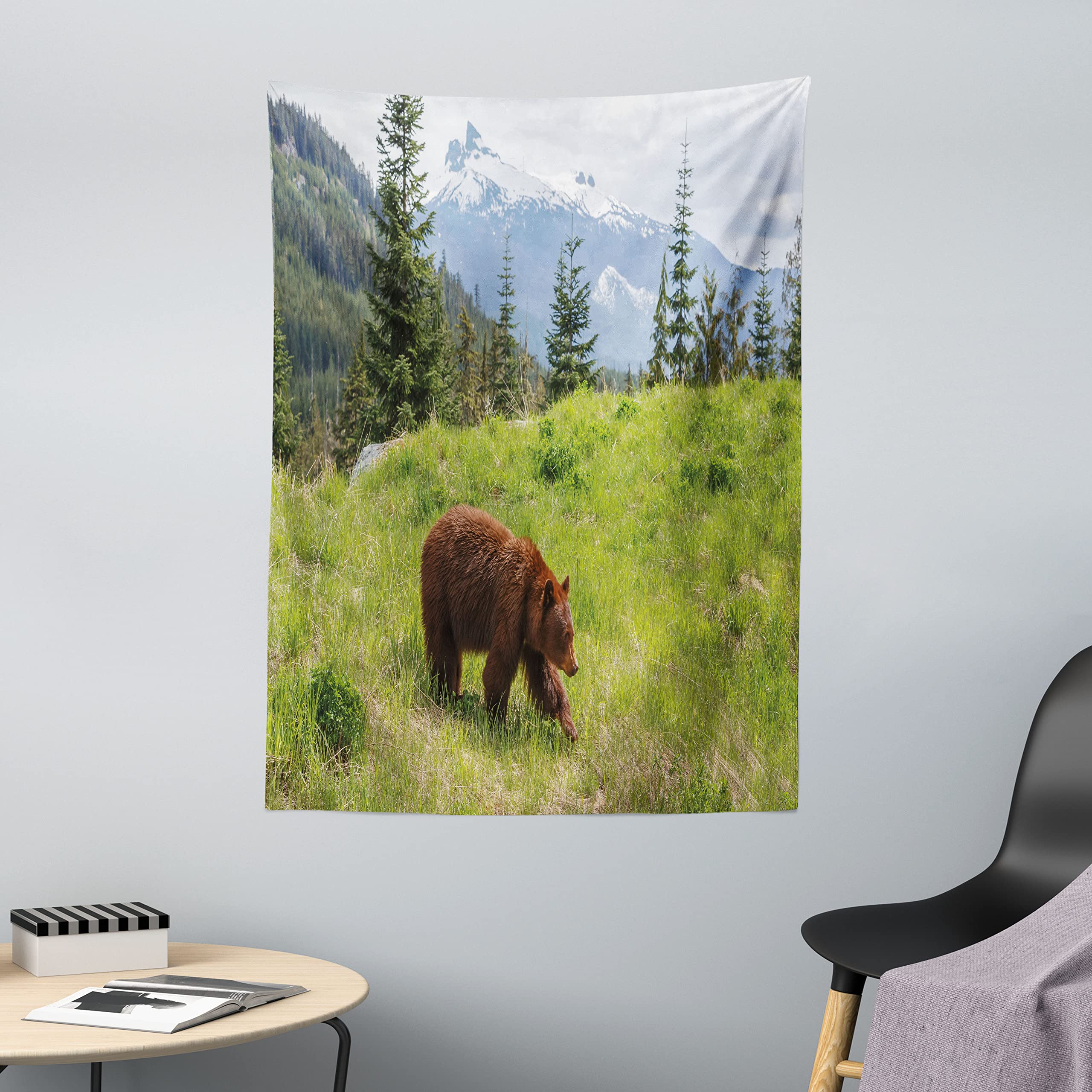 ABAKUHAUS Bear Tapestry, Wildlife up in the Mountains Theme Furry Animal Carnivore Yellowstone Nature Habitat, Fabric Wall Hanging Decor for Bedroom Living Room Dorm, 110 x 150 cm, Green Brown