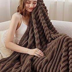 Bedsure GentleSoft Fondue Fudge Fleece Blanket for