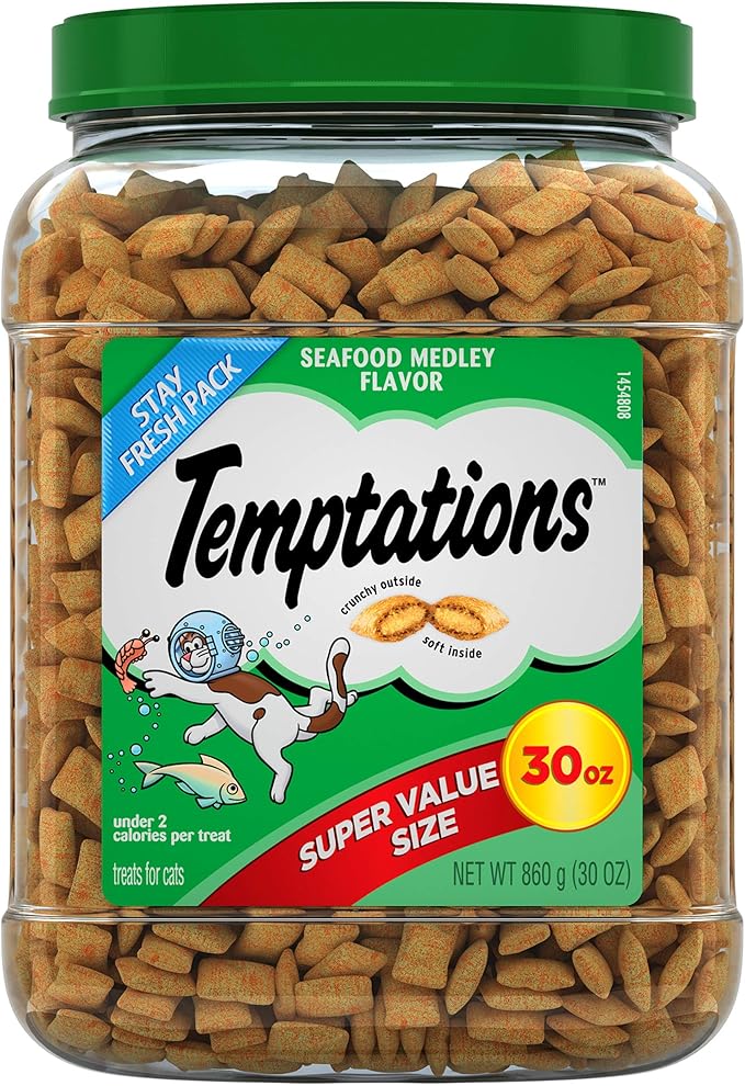 Temptations Classic Treats for Cats Seafood Medley Flavor, 30 oz. Tub