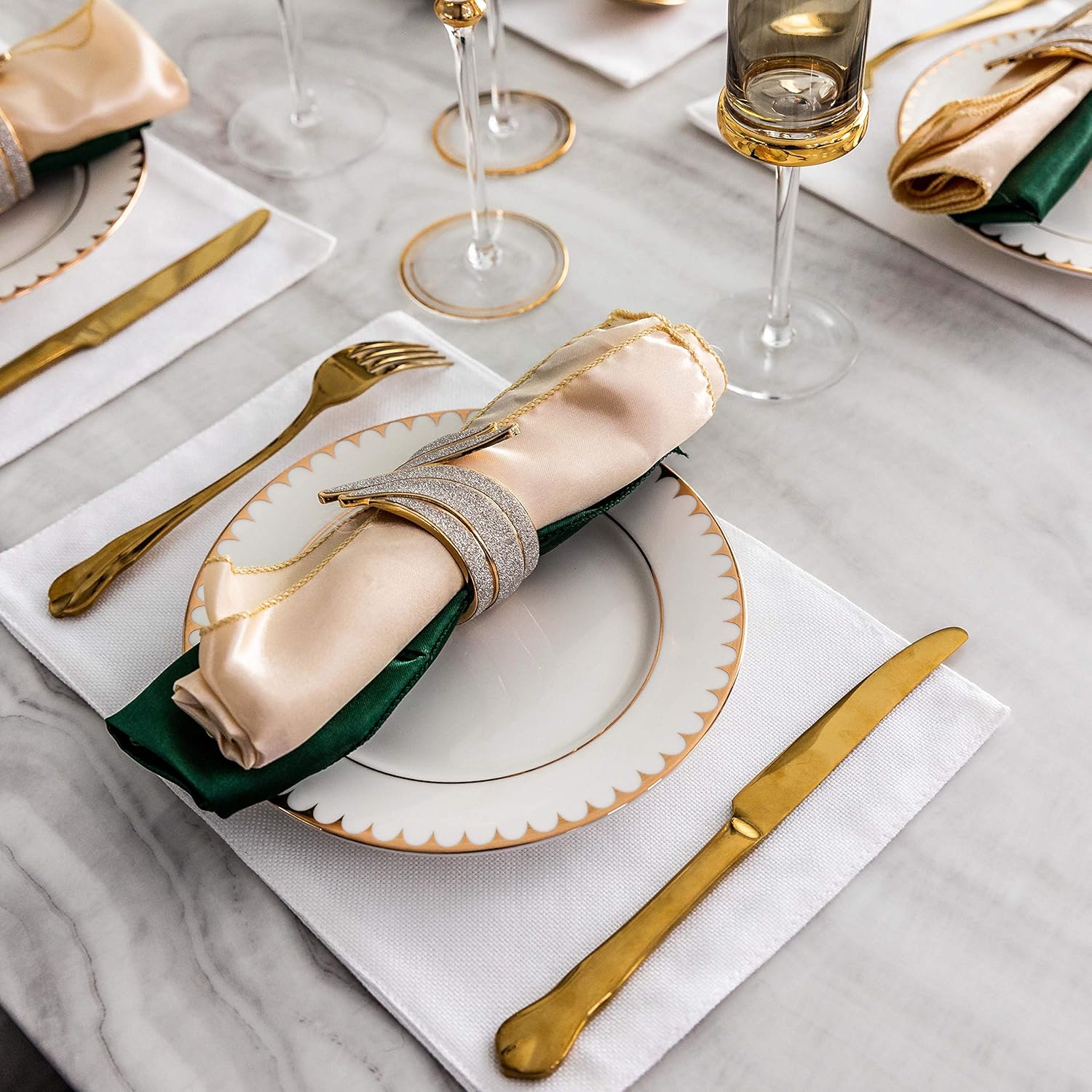 Home Brilliant Placemats Set of 6 Heat Resistant Dining Table Place Mats for Kitchen Table, Blue: Home & Kitchen