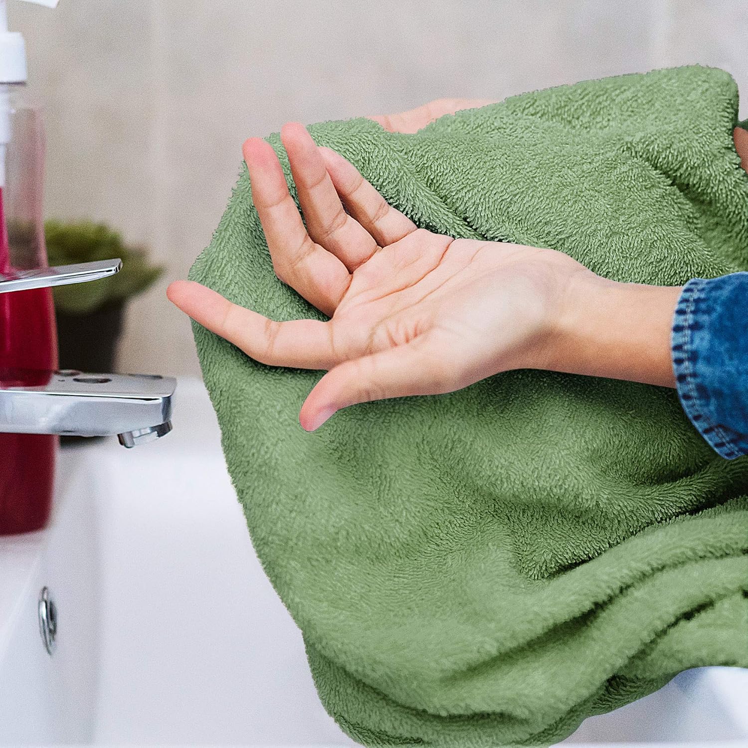 Utopia Towels - Premium Towel Set, Sage Green - 2 Bath Towels, 2 Hand Towels, and 4 Washcloths - 700 GSM Ring Spun Cotton Highly Absorbent Towels for Bathroom, Shower Towel, (8 Pieces): Home & Kitchen