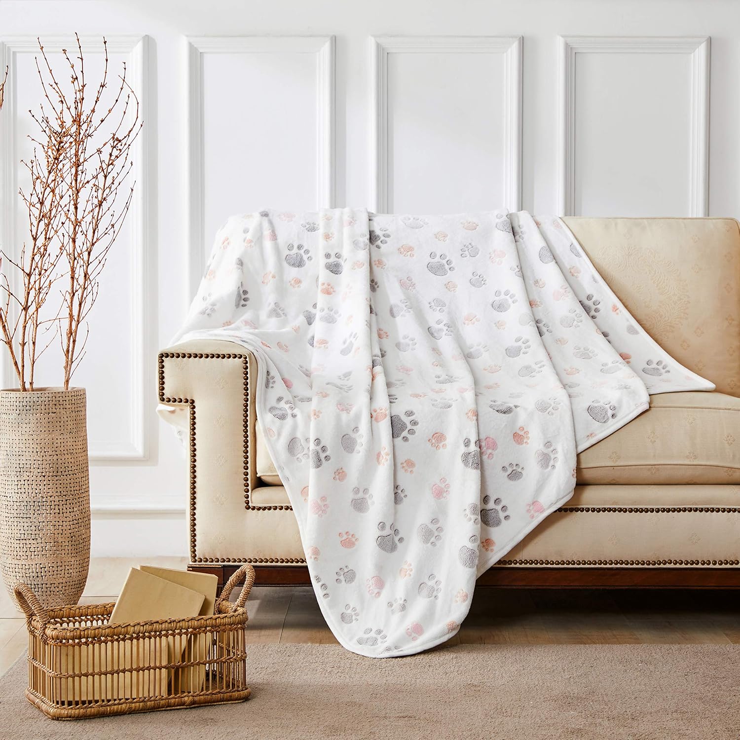 Allisandro 350 GSM-Super Soft and Premium Fuzzy Flannel Fleece Pet Dog Blanket, The Cute Print Design Washable Fluffy Blanket for Puppy Cat Kitten Indoor or Outdoor, White, 39" x 31" : Pet Supplies