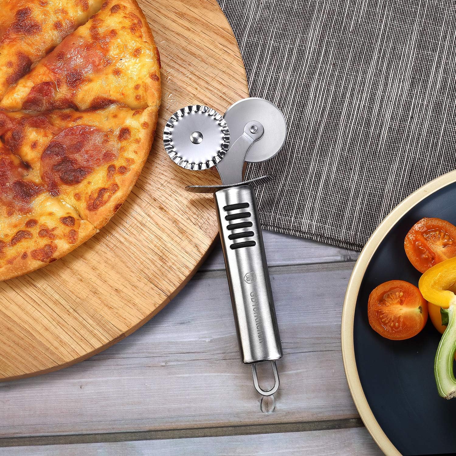 Stainless Steel Pizza Cutter Set & Kitchen Gadget Set (6 PCS Set) - Includes Pizza Cutter Wheel, Chocolate & Cheese Grater, Serrated Pie & Cake Server, Garlic Press, Free Brush and Bonus Oven Mitt: Kitchen & Dining