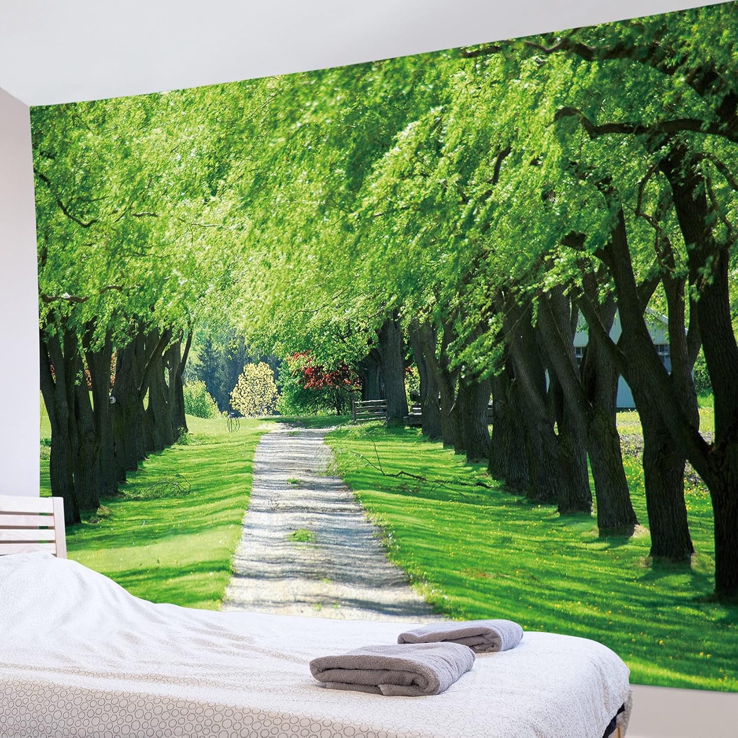 Amazon Co Jp Lb 自然風景タペストリー 森 緑の並木 おしゃれ 壁掛け インテリア モダン 風景画 ファブリック装飾品 多機能 壁 窓 個性プレゼント 布製 グリーン 150ｘ100cm ホーム キッチン
