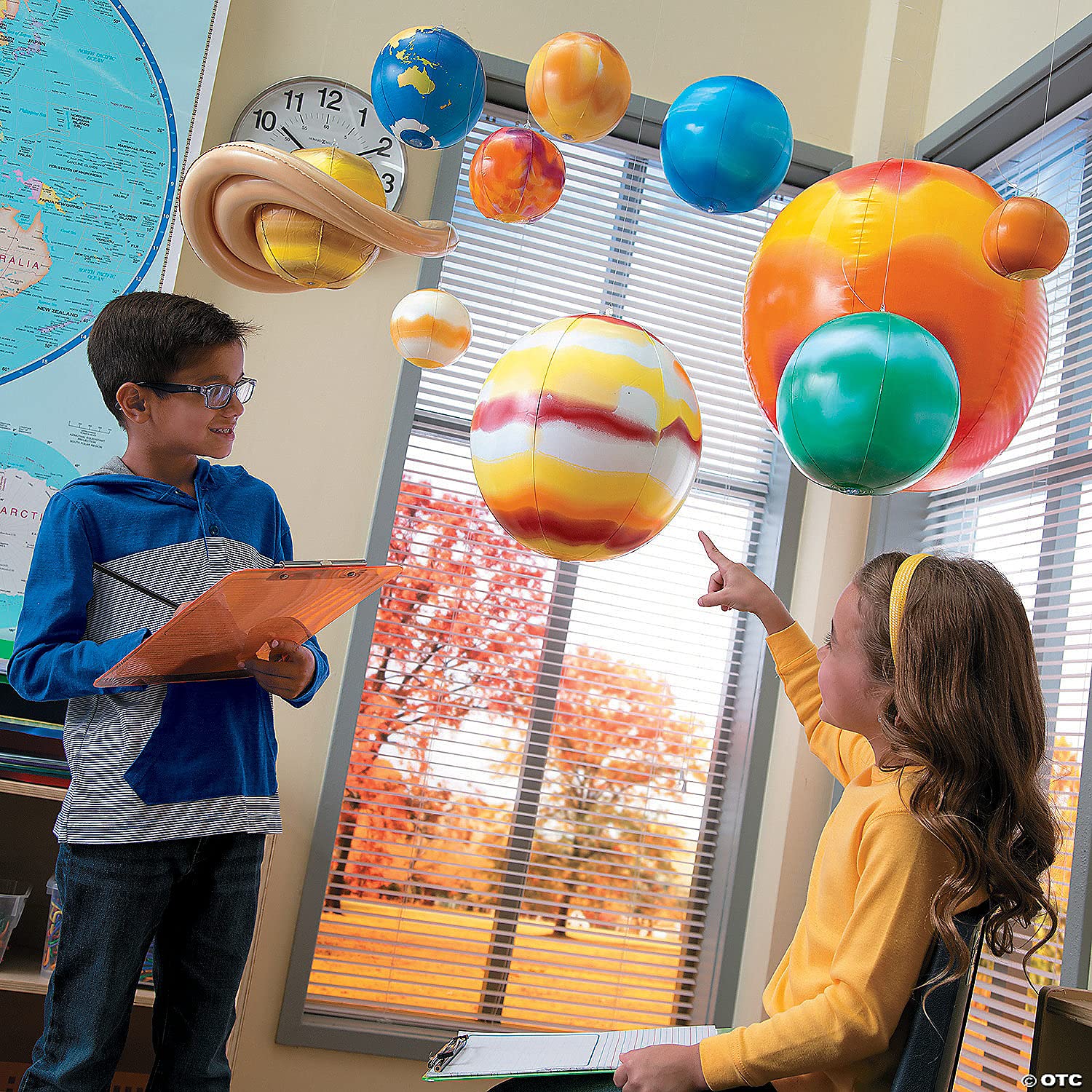 Fun Express Inflatable Planets Solar System Set - VBS Vacation Bible School Supplies/Decor - 10 Pieces, 9 Planets and Sun - Hanging Space Party, Kids Room and Classroom Decor