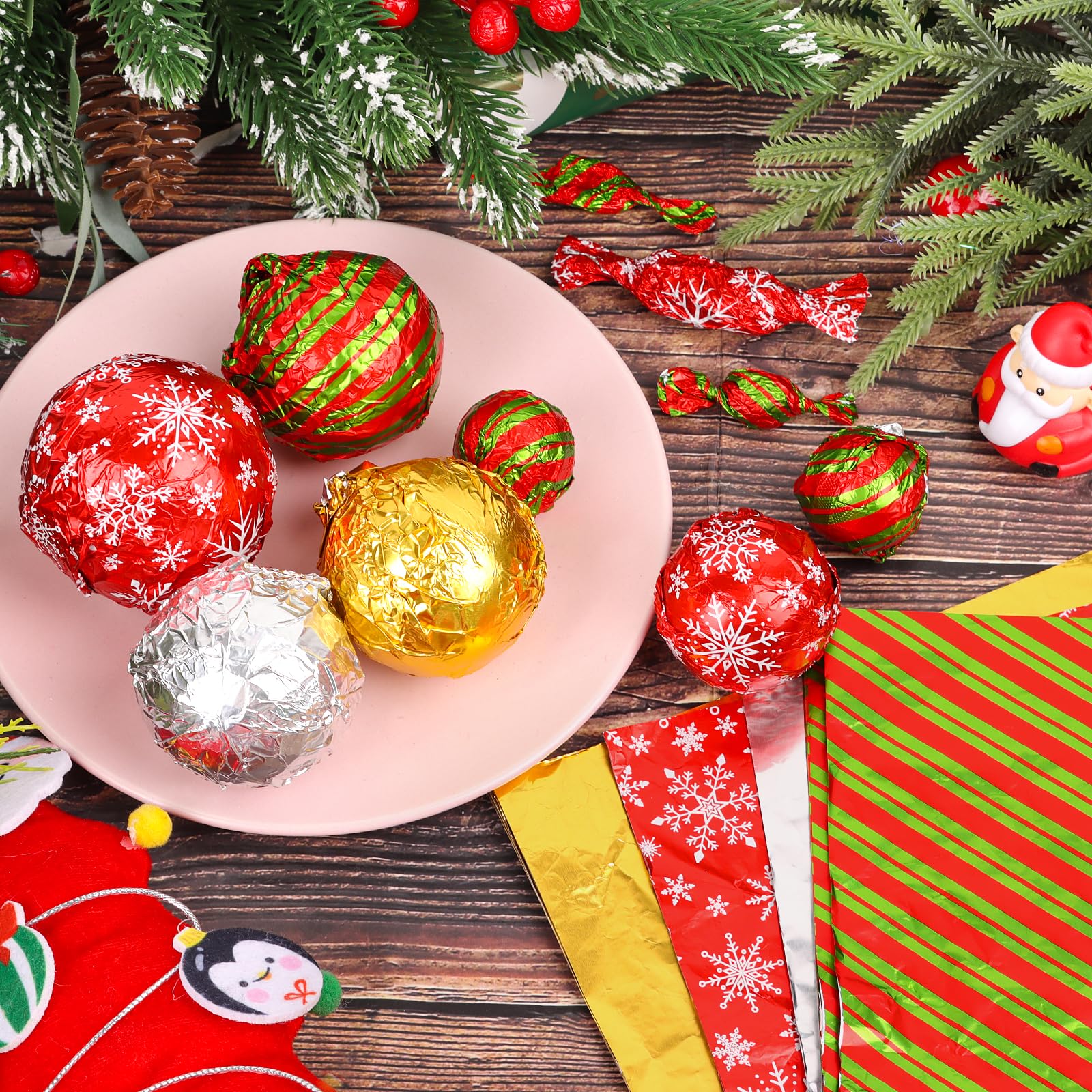 FOIMAS Christmas Foil Candy Wrappers, 200 PCS Christmas candy wrappers Aluminum Tin 8 x 8 Inches Chocolate Bar for Xmas Wedding Birthday Homemade Candy Caramels Packaging Wrapping Party Favors
