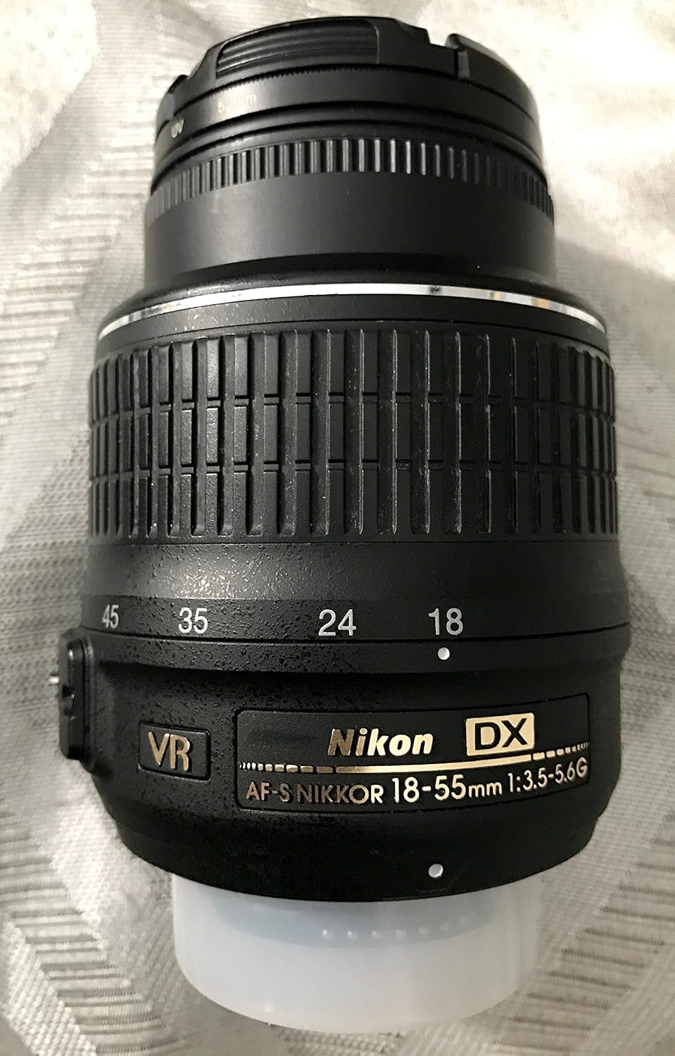 Amazon.com : Nikon D3100 Digital SLR Camera with 18-55mm NIKKOR VR Lens -  Red (International Model no Warranty) : Camera & Photo