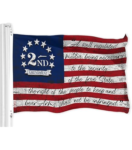 Tre Soldati Posati Davanti Alla Bandiera Americana, Orizzontale Immagine Stock - Immagine Di - Foto 8